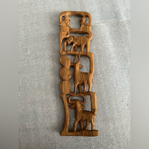 Handcrafted Brown Wooden African Animal Wall Decor small Panel - Picture 4 of 4